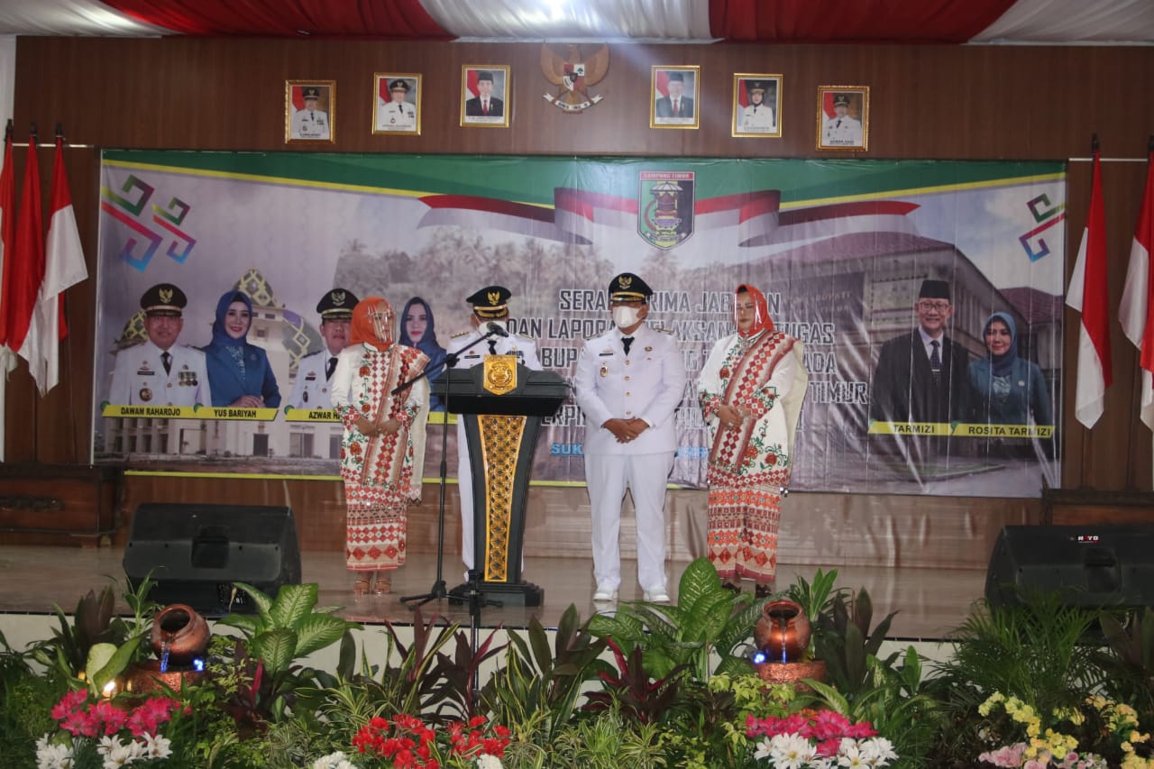 H. Dawam Rahardjo dan H. Azwar Hadi Resmi Menjabat Bupati Lampung Timur