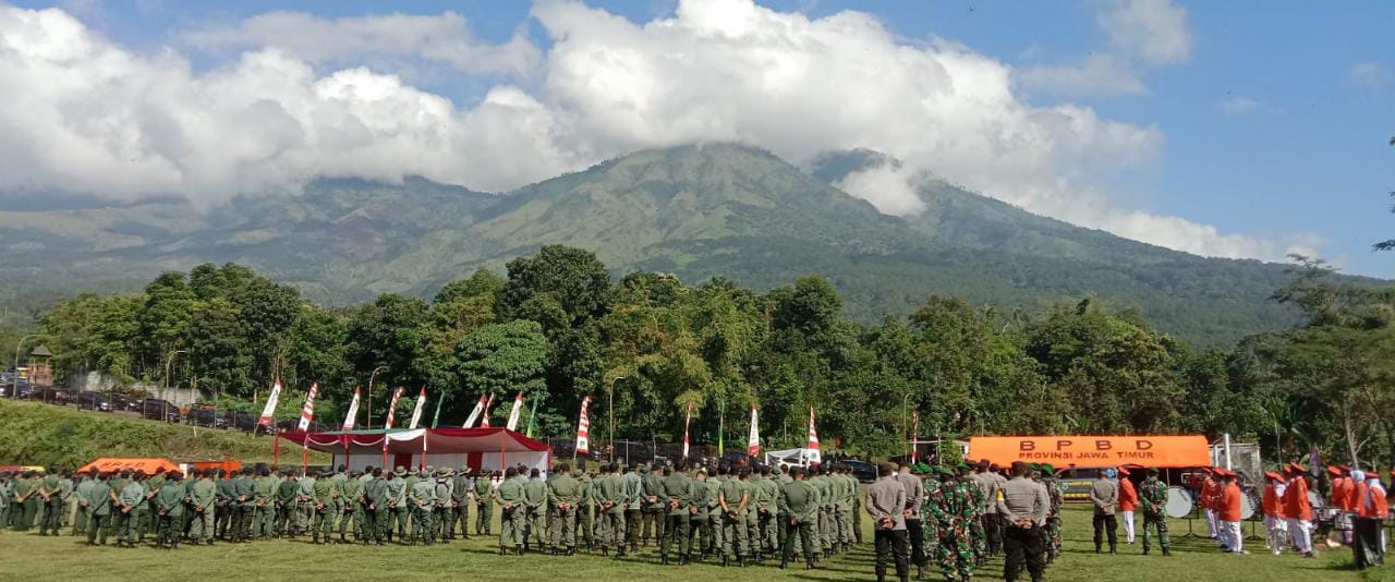 Antisipasi Karhutla 2023, Khofifah Gubernur Jawa Timur Gelar Apel Gabungan