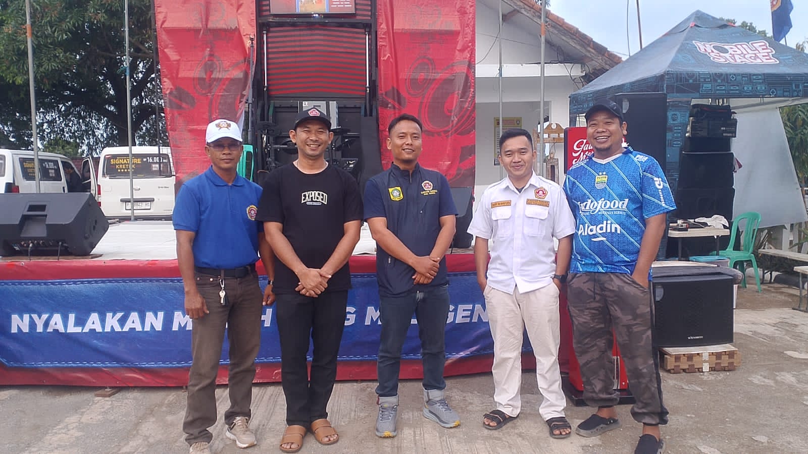 Memperingati Hari Jadi Karang Taruna Ke 65 Karang Taruna Desa Selawangi adakan Pengobatan Gratis dan Senam dan di Sponsor oleh Gudang Garam Merah