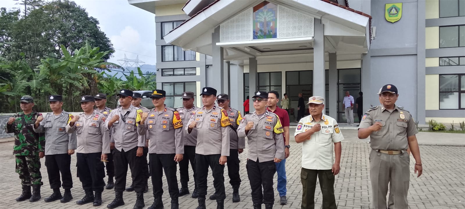 Petani Desak Revitalisasi Irigasi Cikompeni, Harapkan Air Kembali Mengaliri 50 Hektar Sawah di Lima Desa