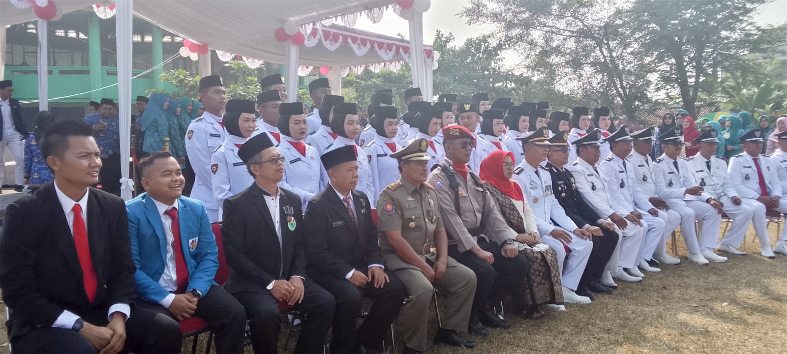 Camat Tanjungsari Pimpin Upacara HUT ke-81 Kemerdekaan RI